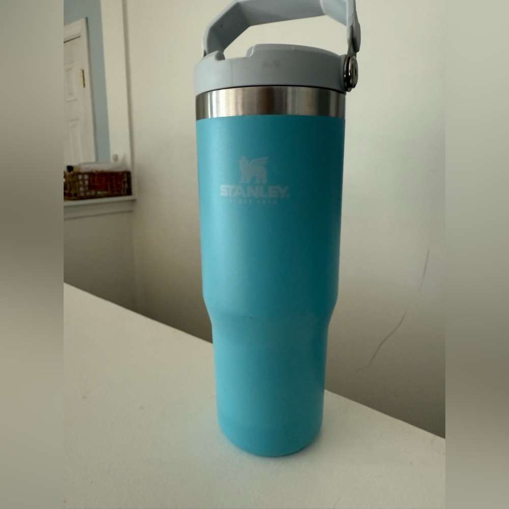 30 oz Stanley flip top